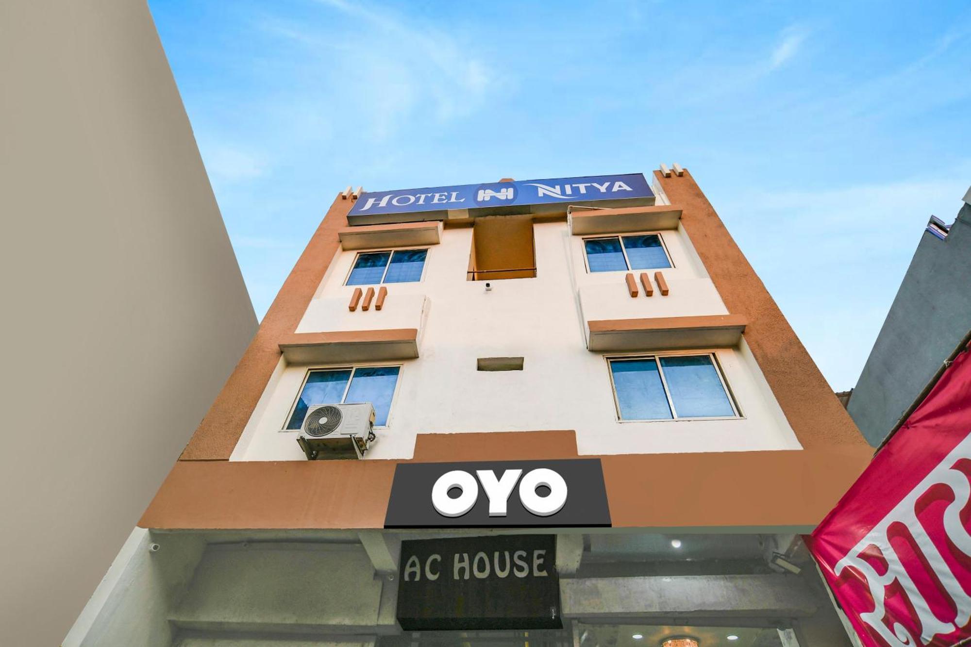 אינדורה Hotel O Nitya מראה חיצוני תמונה