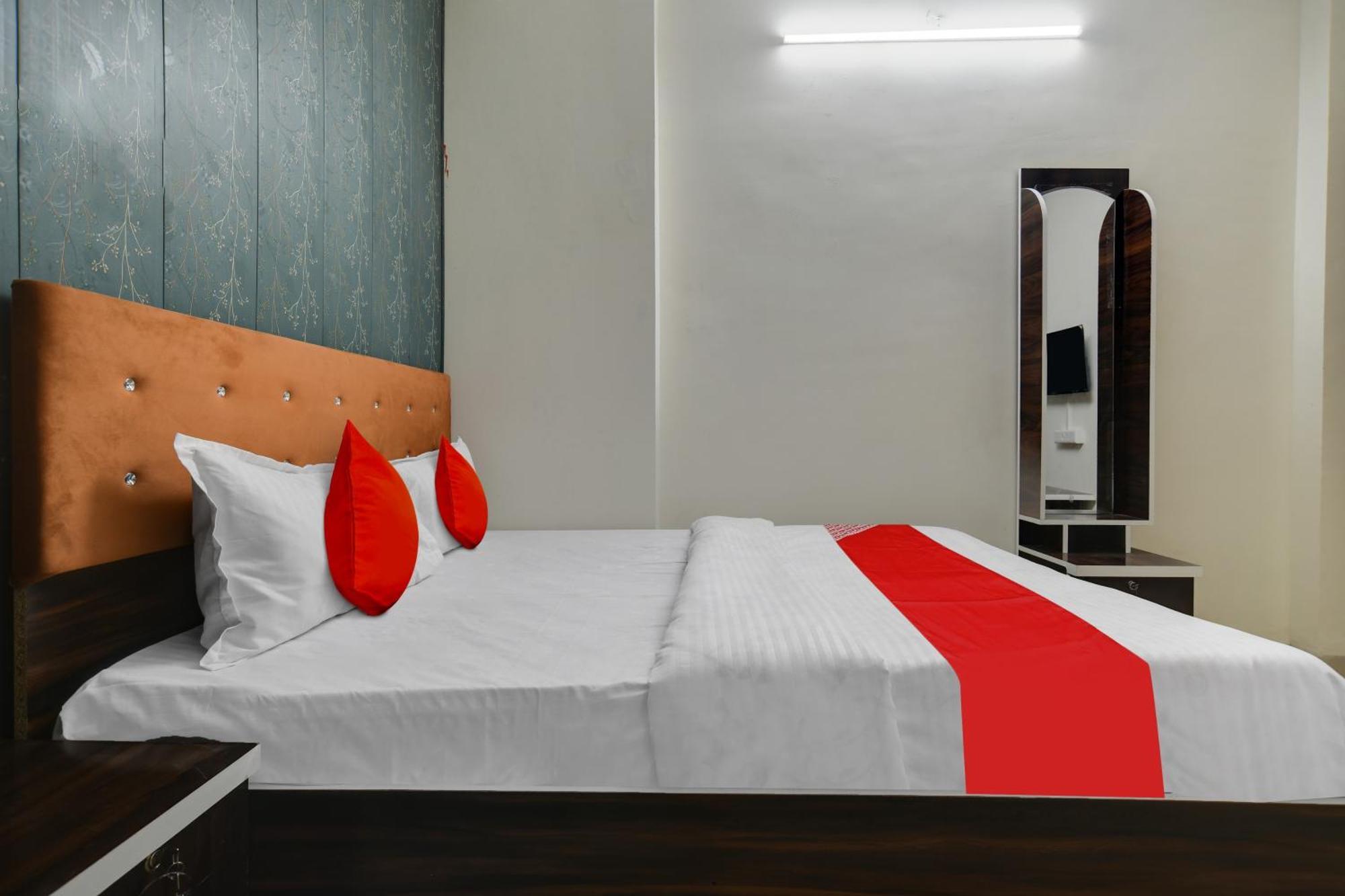 אינדורה Hotel O Nitya מראה חיצוני תמונה